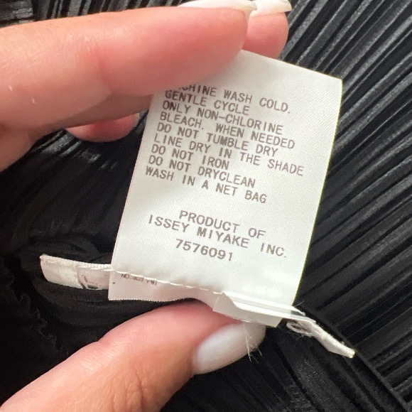 sold-issey miyake pleats please mock neck top - Picture 2 of 3